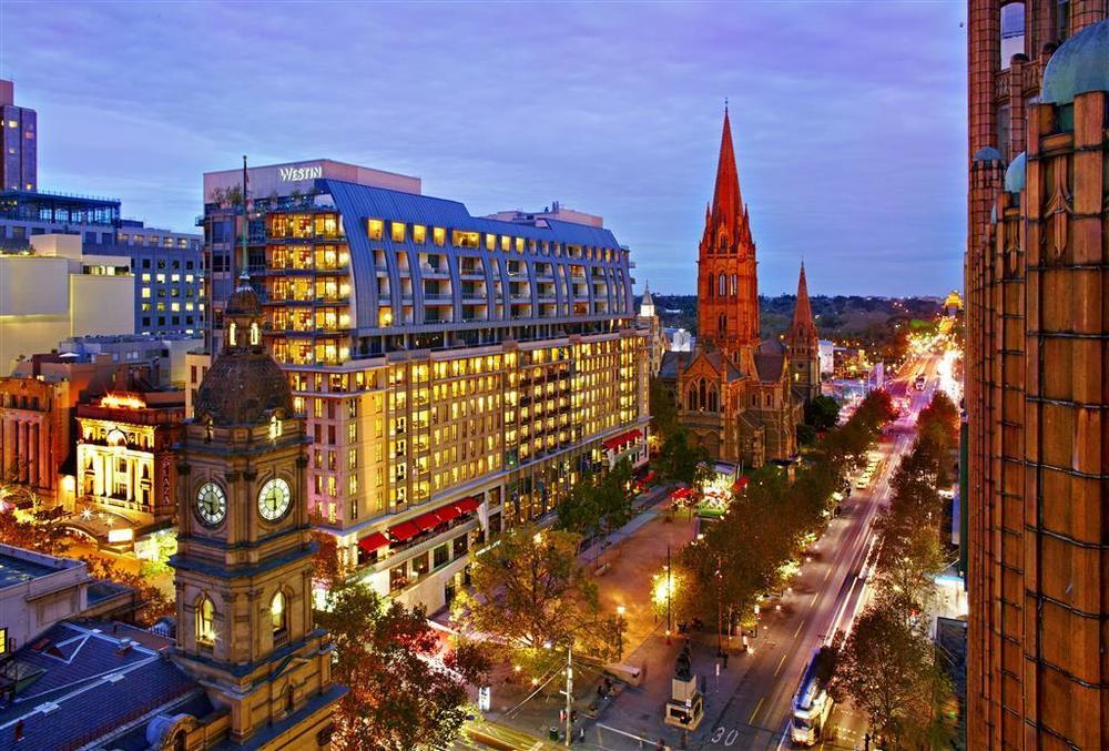 Hotel The Westin Melburne Exterior foto The hotel at dusk